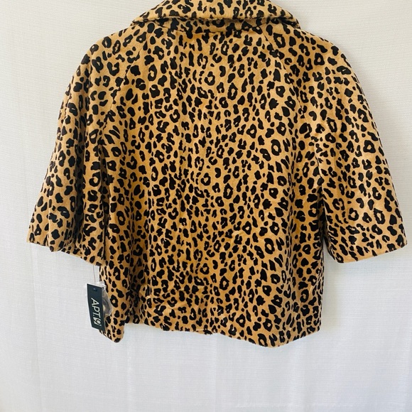Apt.9 Vintage inspired 100 Leopard Cropped Coat , NWT - Picture 3 of 10